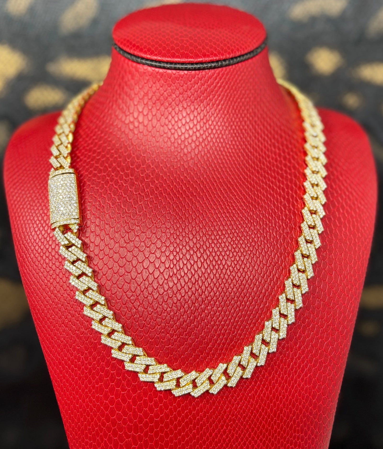 Bijoux Liquidation | Neuf 12mm cuban Prong