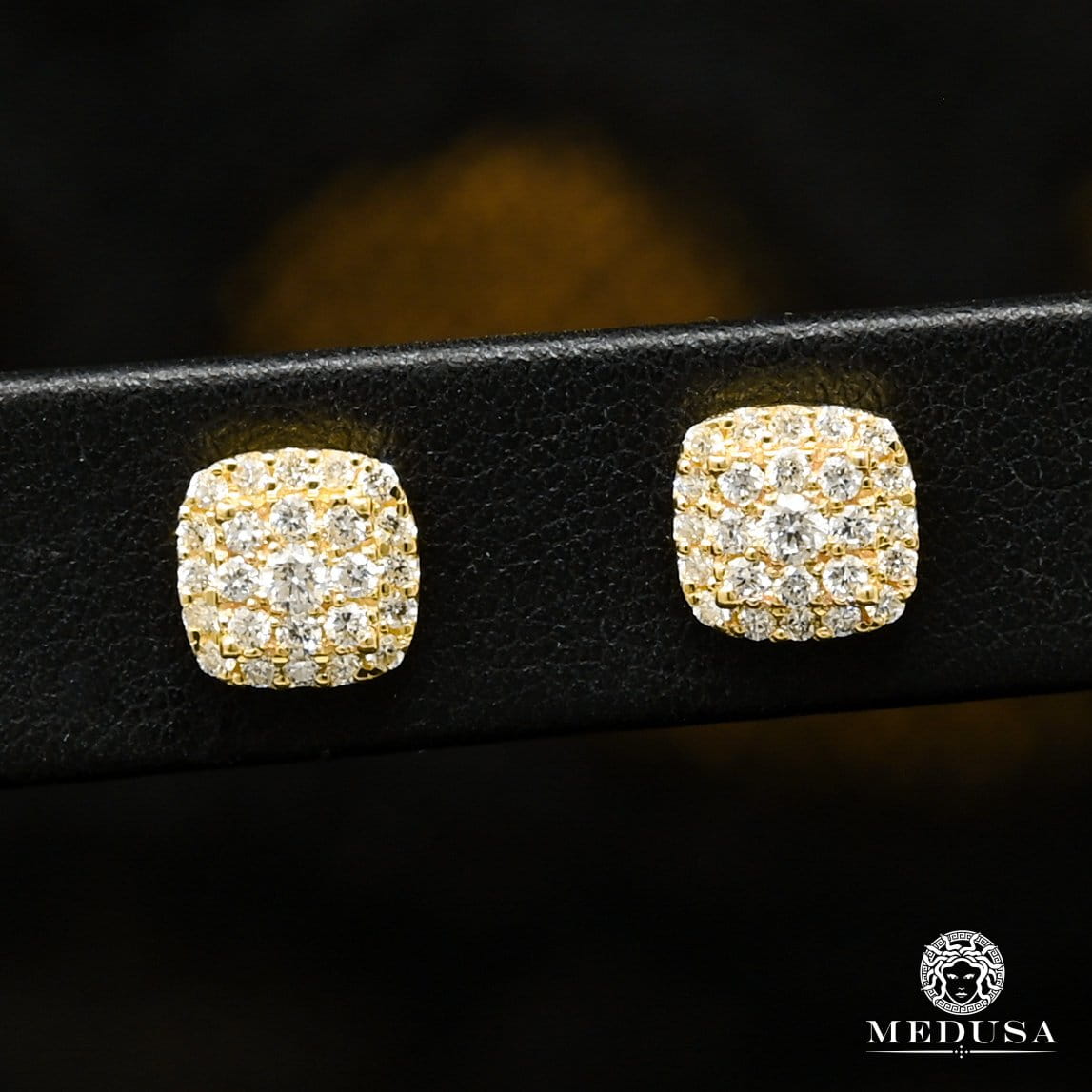 8mm Studs D22 - Diamant