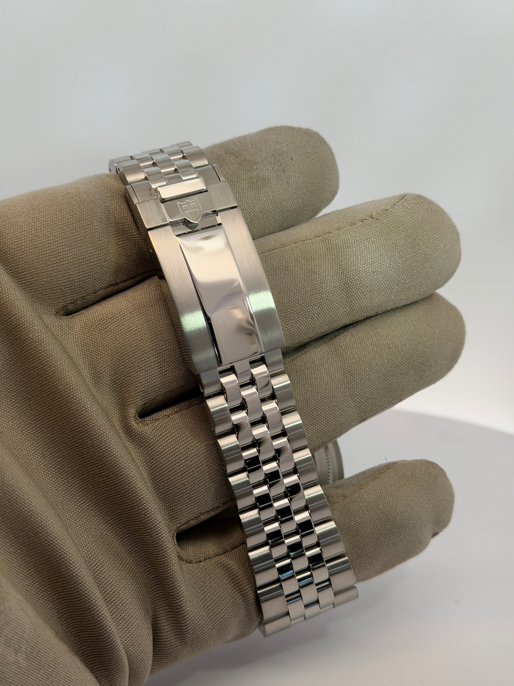 Tudor Black bay