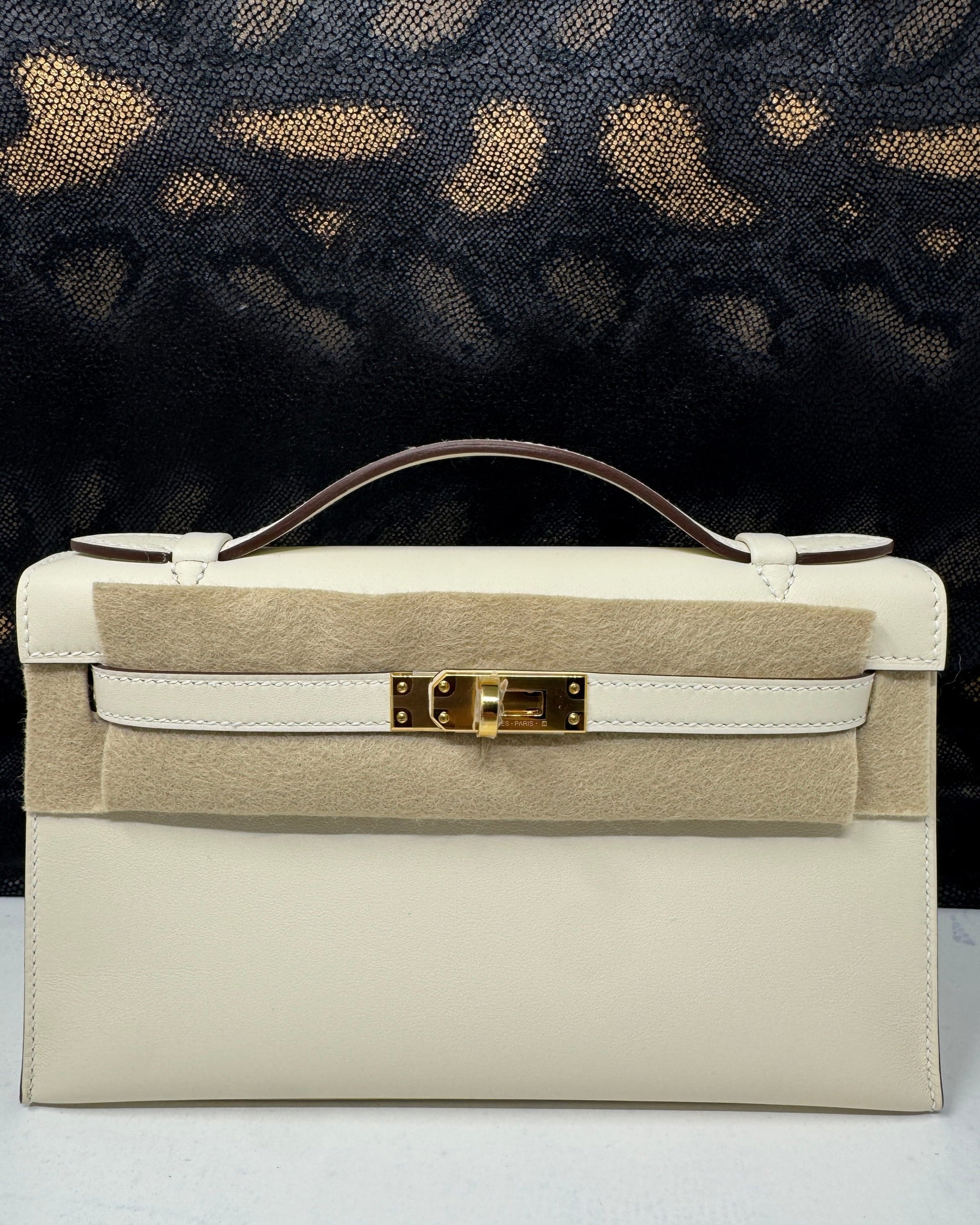 Kelly Pochette Swift Nata Gold Hardware