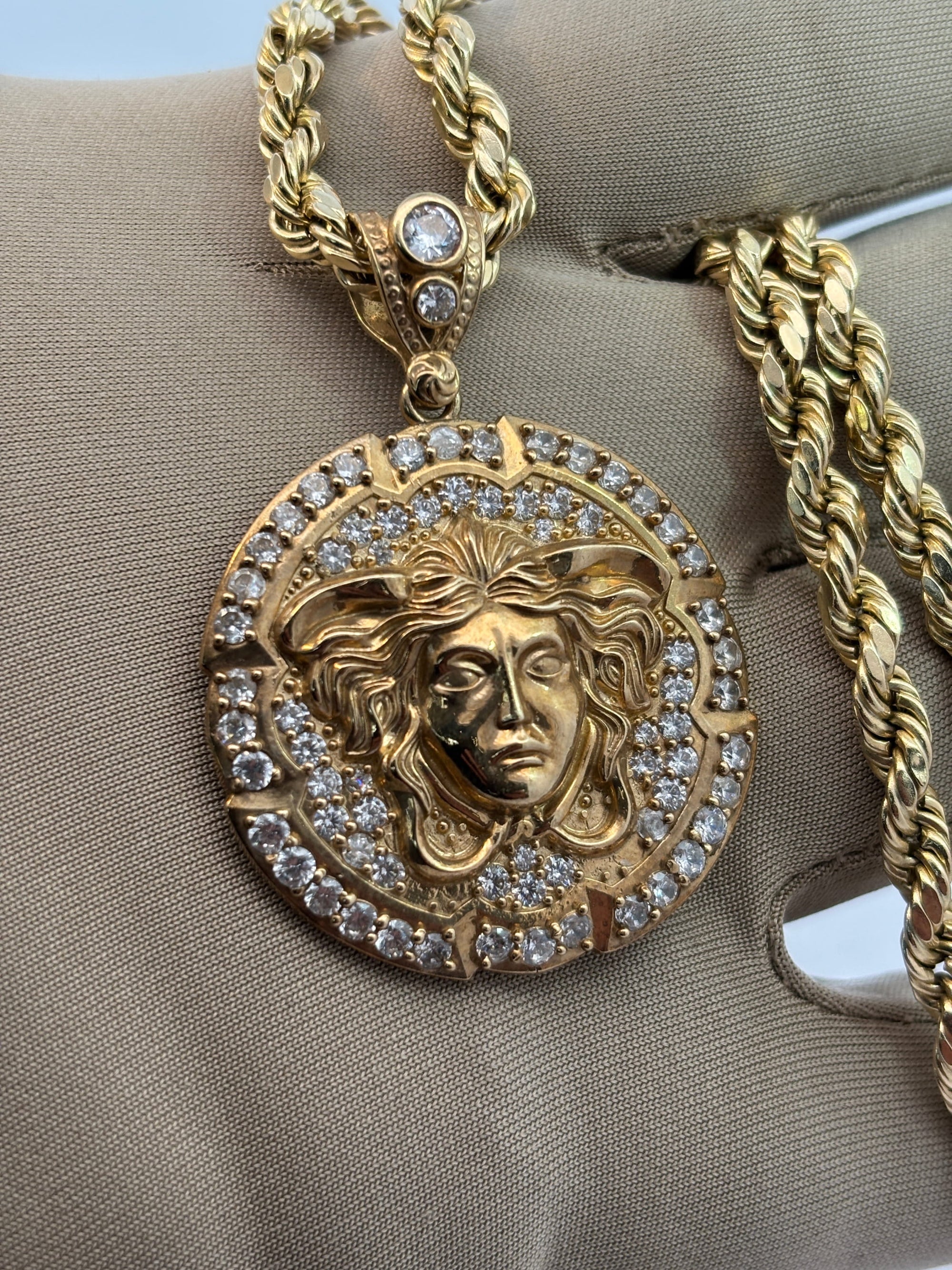 Bijoux Liquidation | Neuf Kit Torsade Médaillon