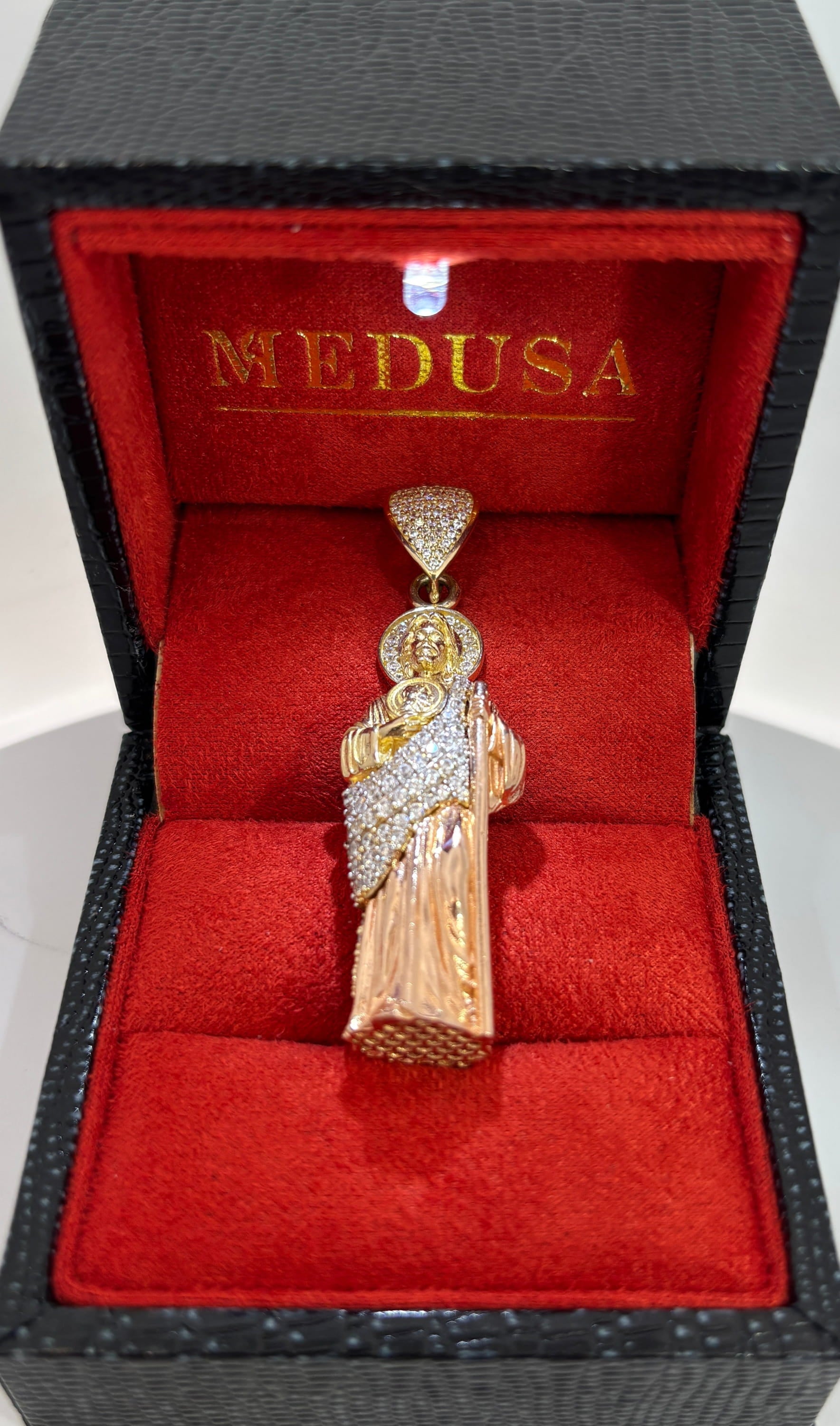 Pendentif Christ