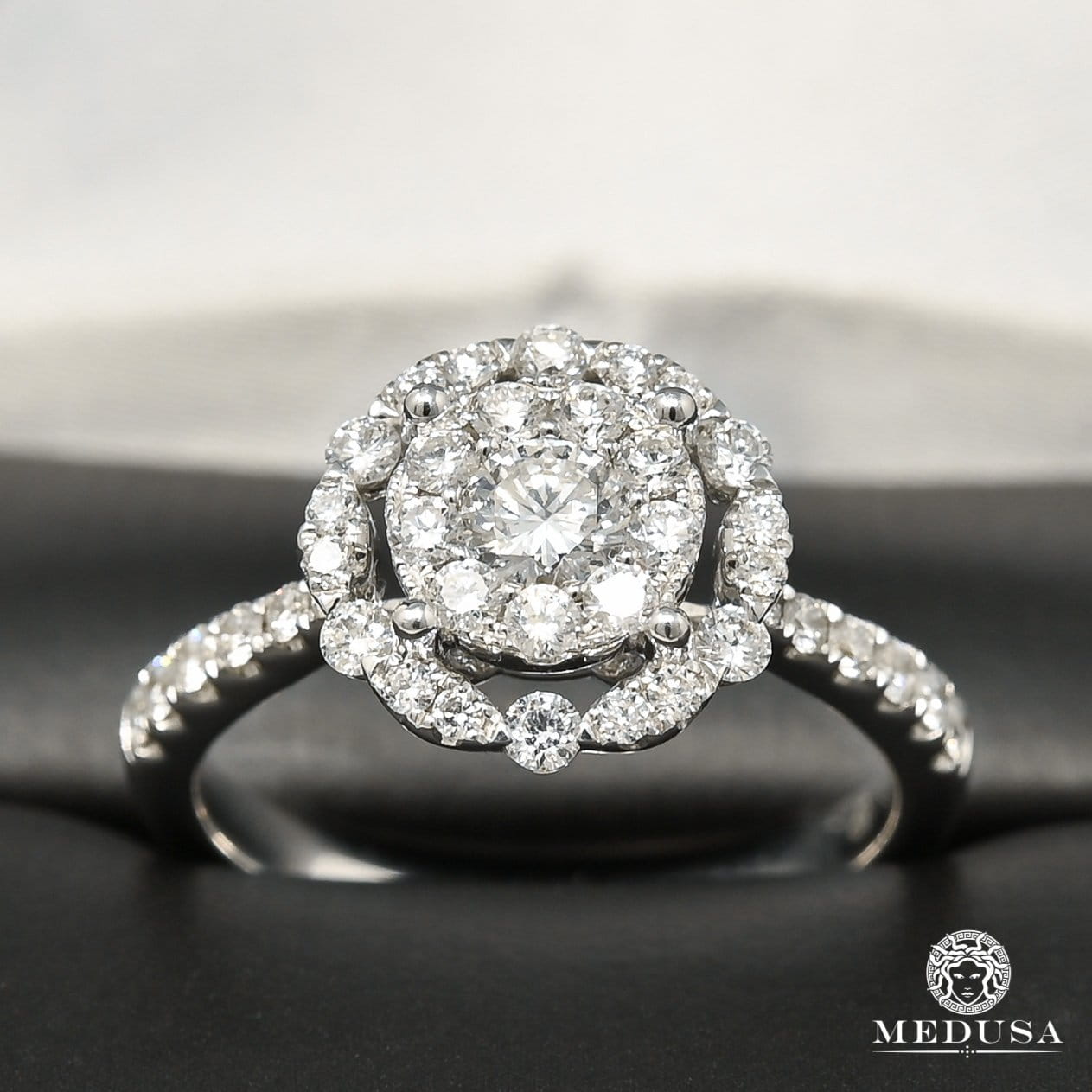 Bague à Diamants en Or 18K | Bague Fiançaille Trinity D8 - Bague Solitaire 88PT Or Blanc